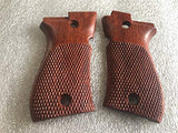 handicraftgrips New Beretta 81 and 84 F/fs .380 Hardwood Checkered Handmade #B8w01