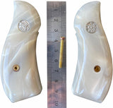 handicraftgrips Smith & Wesson K/l Frame Round Butt Revolver Grips White Pearl Color Polymer Smooth Resin Finger Groove Silver Medallions Handmade S&W K/L K L Frame Round Butt Model 10 12 13 19 460 500 547 581 586 64 65 66 (Post 1995) 681 686 #KRR01 KRW