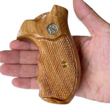 handicraftgrips NRW16## New Smith & Wesson S&W N Frame Round Butt Grips 22 25 29 325 327 329 520 610 625 627 629 Hard Wood Handmade Engraved Checkered Finger Groove Handcraft Special Birthday Gift